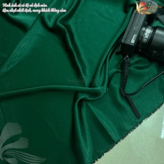 Vải lụa tráng gương Valentino Phượng Thúy