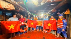 Đồng hành, tiếp sức ngư dân vững tin bám biển