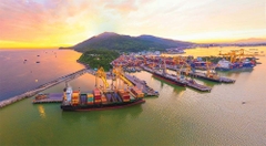 Việt Nam đặt mục tiêu hình thành 5-6 trung tâm kinh tế biển mạnh vào năm 2030
