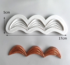 Khuôn Silicon - Viền Chuỗi Dây - Hủ Vàng 3 Sóng 17cm