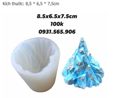 Khuôn Silicon - Ngọn Núi - Chóp 7.7x7.2cm