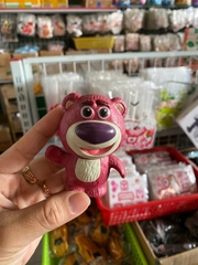 Con Gấu Nhựa - PKD - gấu dâu ngồi