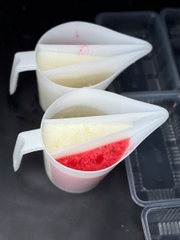 Ca Chia Ngăn Nhựa - Có Tay Cầm - 3 Ngăn 750ml