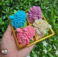 Khuôn Silicon - Chùm Hoa Hồng Trà - Kèm Lá Nụ 6Cm