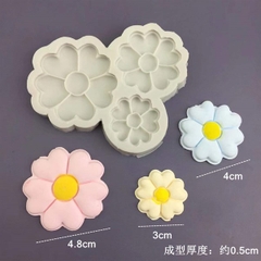 Khuôn Silicon - Hoa Mai Đào Nằm - 3-4-4.8cm - 3c Cánh Tim