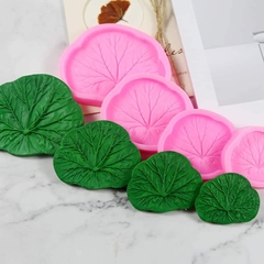 Khuôn Silicon - Lá Sen - 9x8cm - Có Gờ