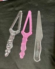 Dao Nhựa Cắt Bánh Có Bọc Riêng Dao Gấu Trong - set 100 dao
