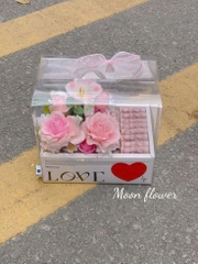 Hộp Nhựa Mika - Chữ Nhật Quai Xách Đế Giấy Love 2 Ngăn Ngày Lễ - 27x19cm - Cao 18cm