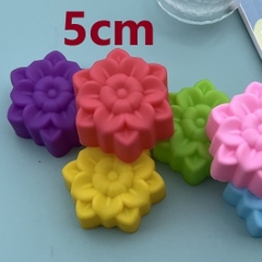 [10 cup] Khuôn Silicon - Cup Set 5cm - M14 - Cúc Tuyết
