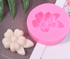 Khuôn Silicon - Hoa Mai - 4.1X3cm - Đào 5 cánh kèm lá 4.1x3cm