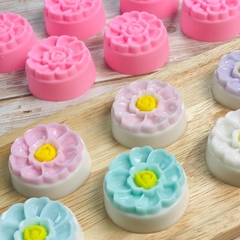 [10 cup] Khuôn Silicon - Cup Set 5cm - M49 - Cúc 2 Tầng