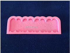 Khuôn Silicon - Viền Chuỗi Họa Tiết - Trái Tim Cong 16.2x4.5cm