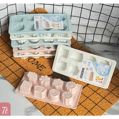 Khay Đá Nhựa HPL - HPL57 - TH 8c Sò Vuông Tuyết Xoắn