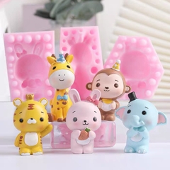 Khuôn Silicon - Động Vật - Con Hươu Cao Cổ 2 Mảnh Đội Nón 7cm