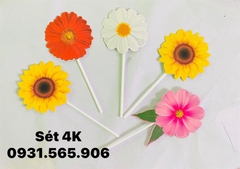 Set Cắm Hoa Đỏ Trắng Vàng Phụ Kiện Trang Trí Bánh