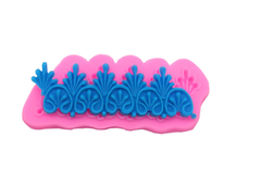 Khuôn Silicon - Viền Chuỗi Họa Tiết - Họa Tiết Mai 13x4cm