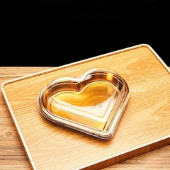 Hộp Nhựa - Trái Tim Đế Vàng