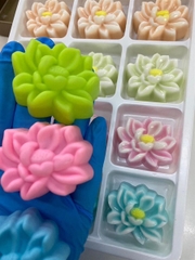 [10 cup] Khuôn Silicon - Cup Set 5cm - M41 - Hoa Sen Nở