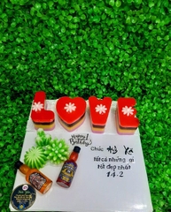Ly Nhựa - Chữ LOVE - Không Hộp