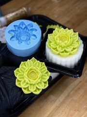 Khuôn Silicon - Hoa Sen Thái Nở - Mã C 8cm Màu Xanh Đúc Dày