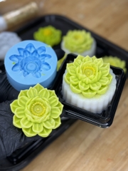 Khuôn Silicon - Hoa Sen Thái Nở - Mã C 8cm Màu Xanh Đúc Dày