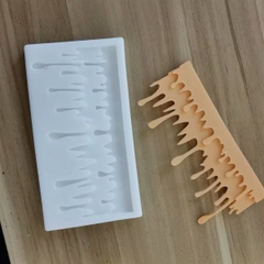 Khuôn Silicon - Viền Chuỗi Họa Tiết - Tan Chảy 13x7cm