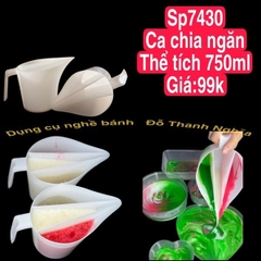 Ca Chia Ngăn Nhựa - Có Tay Cầm - 3 Ngăn 750ml