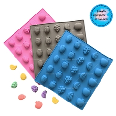 Khuôn Silicon - Trái Cây - Vĩ 25c - 3cm - 25c TH - Dâu Nho Chuối Táo Khóm