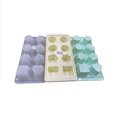 Khay Đá Nhựa HPL - HPL62 - TH 8c Hoa Tim Vuông Bông Tuyết