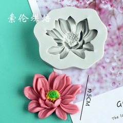 Khuôn Silicon - Mặt Ép Hoa Sen - Sen Cánh Rũ 10cm