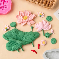 Khuôn Silicon - Mặt Ép Hoa Sen - Sen Cánh Rũ 4.5cm
