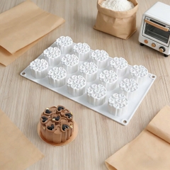 Khuôn Silicon - Vĩ Đế Tròn Trái Tim 15c 4cm