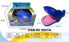 2207A  HỘP CÁ MẬP CẮN TAY