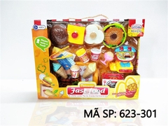 623-301  HỘP BẾP BÁNH HAMBUGER, KEM, BẮP RANG, MÁY TÍNH TIỀN