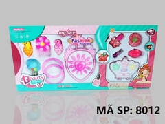 8012 HỘP PHẤN TRANG ĐIỂM, VÒNG TAY, CÀI TÓC, NÓN, SON MÔI My love Beauty Princess