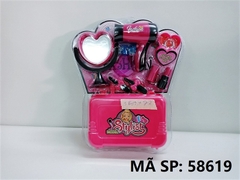 58619 VĨ ÉP TRANG ĐIỂM MÁY SẤY+ GƯƠNG TIM+VALI+ SON+ NƯỚC HOA+ HỘP NHẪN TRÁI TIM