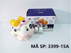 3399-15A HỘP BÒ PIN XOAY 360 ĐỘ THỔI XÀ BÔNG Cute Cow