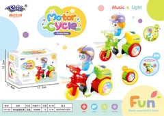 777-103 HỘP XE ĐẠP 3 BÁNH PIN NHẠC ĐÈN CÓ NGƯỜI XOAY 360 ĐỘ