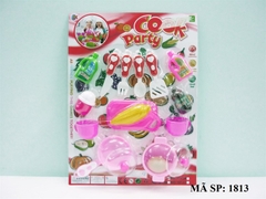 1813 VỈ BẾP 2 NỒI + THỚT + BẮP, TRỨNG + 2 LY