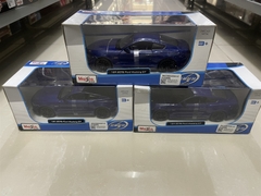 31508BL XE MÔ HÌNH FORD MUSTANG 2015 1:24 MAISTO (XANH)