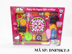 DN870KT-5 HỘP BẾP BÁNH KEM+ BÁNH QUY+ MÌ+ SOCOLA+ NƯỚC NGỌT+ KEM, XÚC XÍCH (MÈO KITTY)