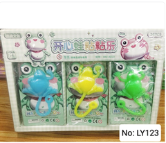 LY123 HỘP 24 TÚI ẾCH BẮN DÍNH TƯỜNG