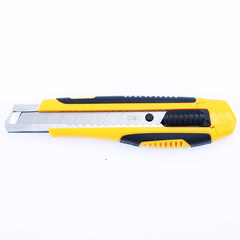 Dao rọc giấy lớn Deli 2047 18mm