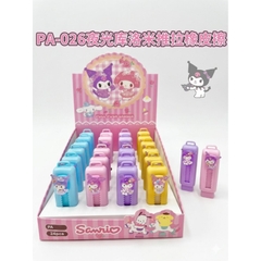 Gôm đẩy dạng dao rọc giấy gắn charm (24)