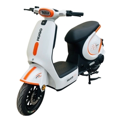 Xe máy điện Hugo S3 màu trắng cam