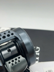 SHIMANO 24 CALCUTTA CONQUEST SHALLOW EDITION 31HG LEFT HANDLE (USED)