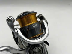DAIWA 21 FREAMS FC LT2000S (USED)