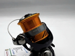DAIWA 24 REVROS LT2000S (USED)