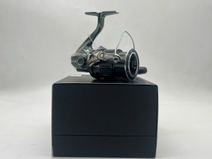 SHIMANO 22 STELLA 4000MHG (USED)