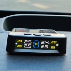 Cảm Biến Áp Suất Lốp Ô Tô TPMS Phiên Bản QUỐC TẾ Màn Hình Màu dùng Năng Lượng Mặt Trời mẫu mới 2025